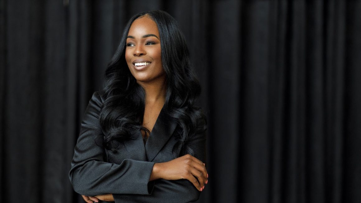 The Inspirational Story of the CEO of ‘My Greek Boutique,’ Jazmine Humphrey, based In Little Rock, Arkansas